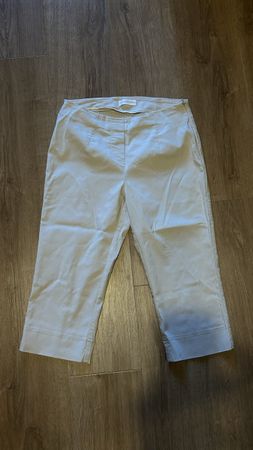 Pantacourt beige élastique 