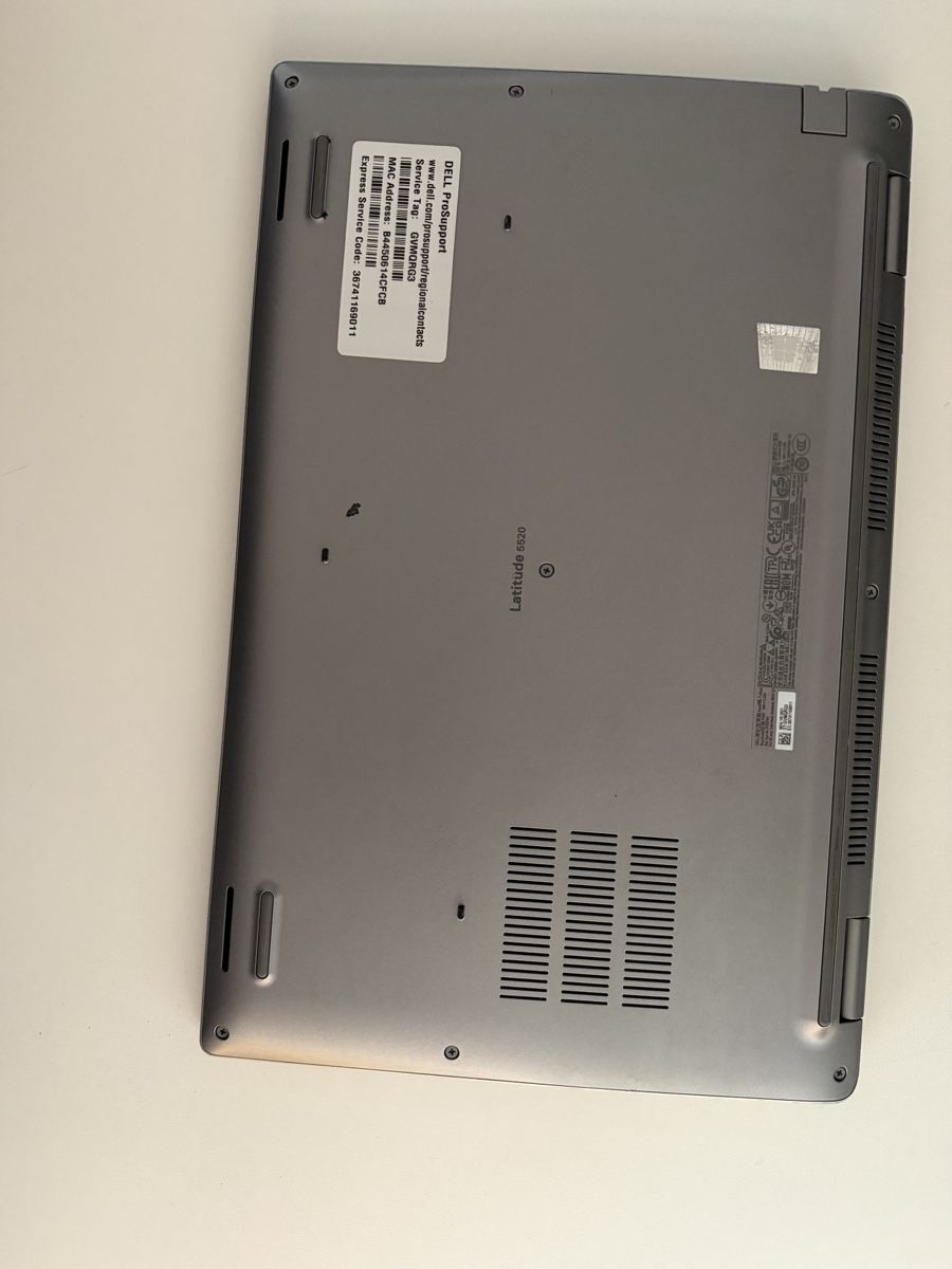 Dell Notebook: Dell Latitude 5500 Notebook guter Zustand – Usato da Horw venduto da SaveIT 2