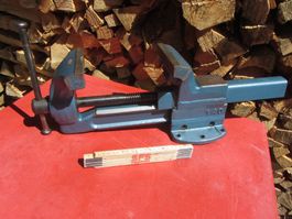 Grosser Forget Steel Schraubstock
