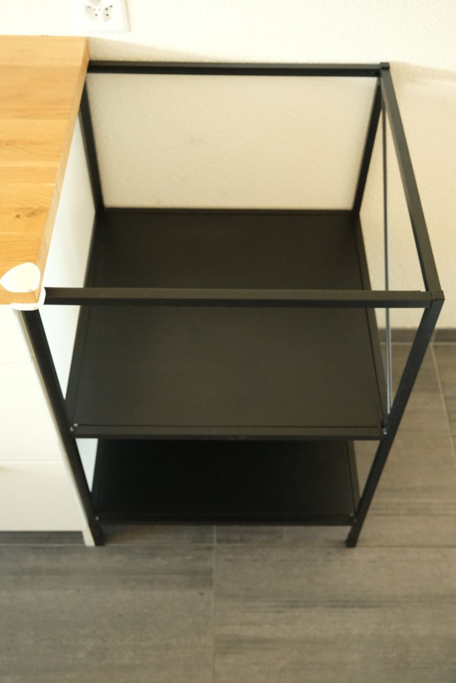 Ikea Étagères: Structure basse avec étagères 60x60x75 cm noir – D'occasion à Nyon par JJZA 5
