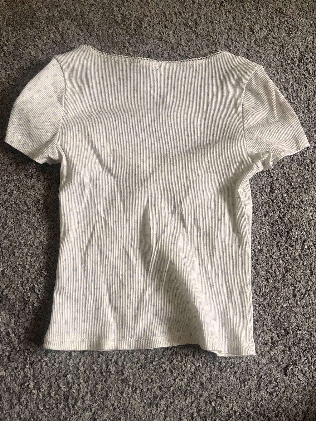 Camicette, T-shirt & Top: H&M Top – Nuovo (secondo la descrizione) da Steffisburg venduto da ria_8kvp 3