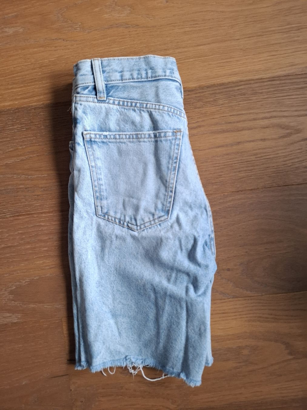 Mango Jeans: Shorts – Usato da Biel-Benken BL venduto da lki_gn82 1