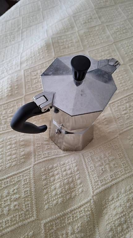 Elettrodomestici da cucina: Kaffeemaschine & Passieb – Usato da Luzern venduto da longlegs