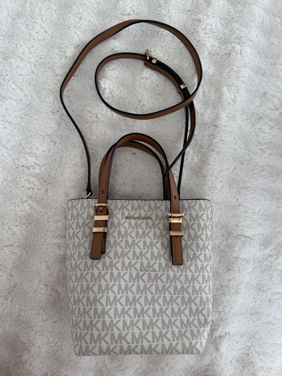 Michael Kors Sacs femmes: Michael Kors Tasche – D'occasion à Rheinfelden par Schoefli74 2