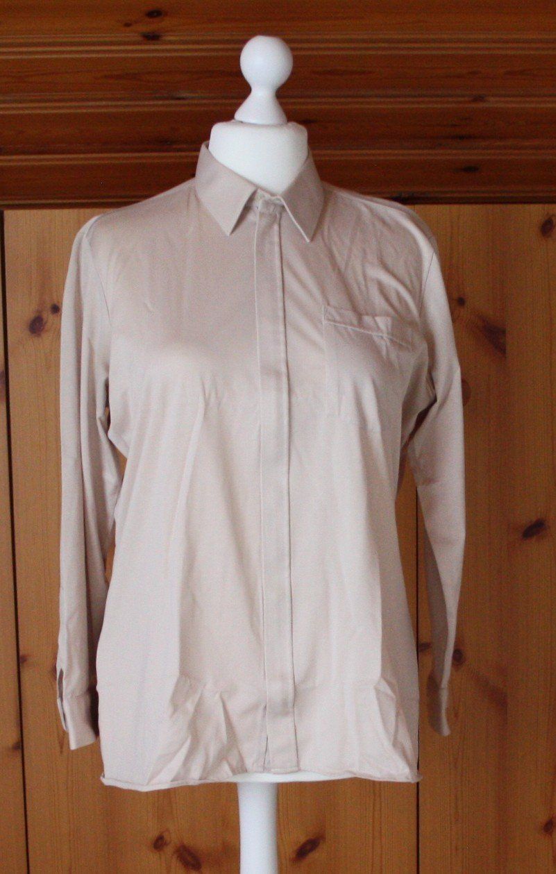 Hemden: Herrenhemd mit RV beige Gr. 42 – Neu und originalverpackt aus Flüelen von Diversicum-Vintage