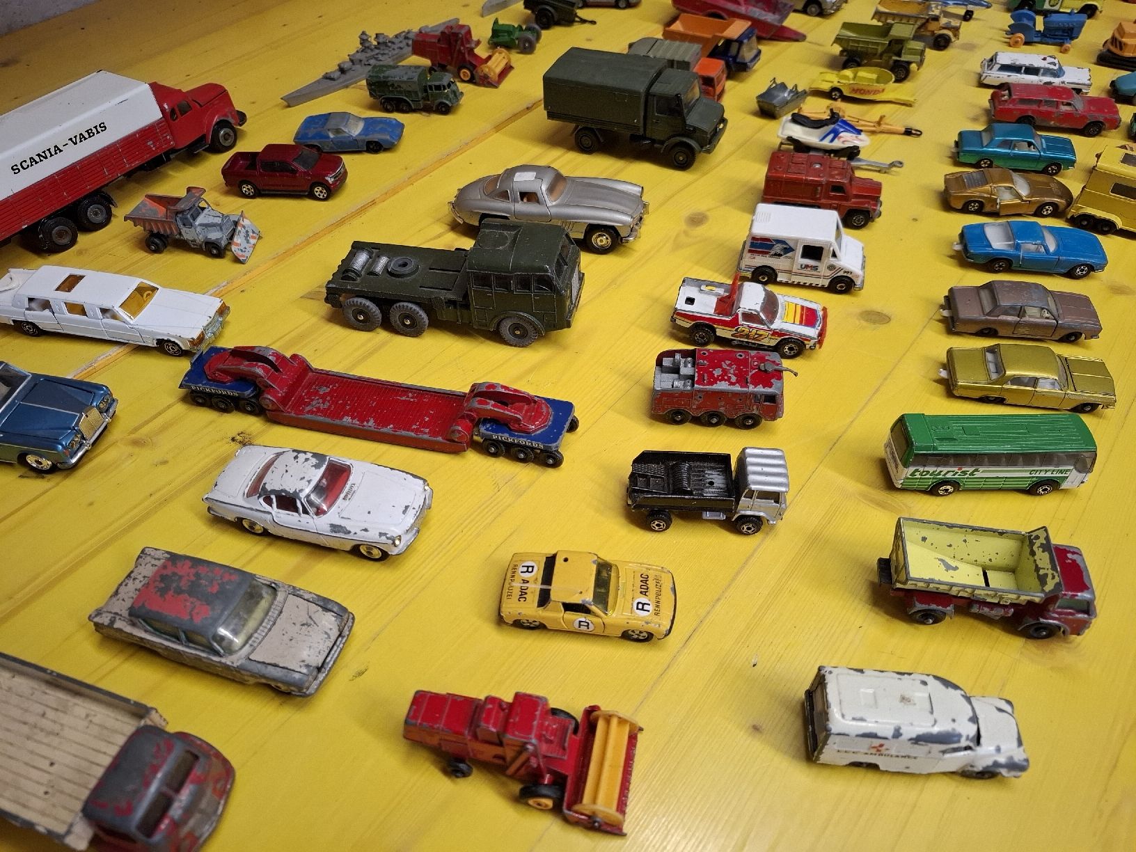 Modellautos: Grosse Sammlung Modellautos diverse Marken gemischt – Gebraucht aus St.Gallen von bpeter01 8