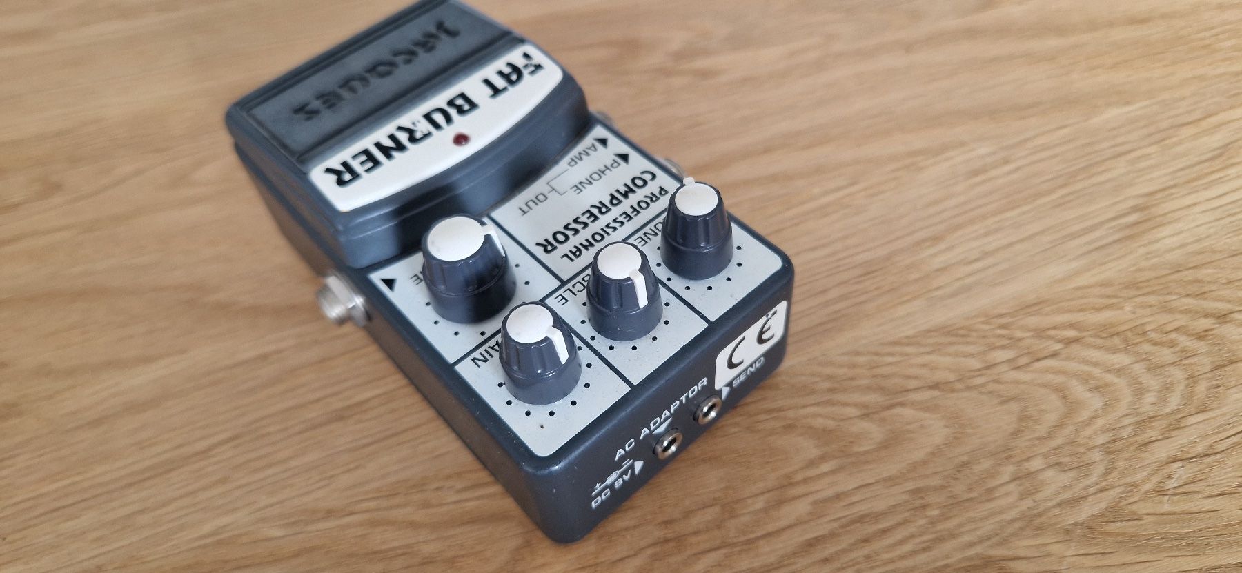 Strumenti musicali: Jacques Fat Burner Compressor – Usato da Sion venduto da Chris_p68 1