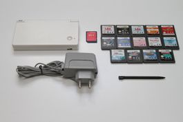 Nintendo DSi mit französischen Spielen