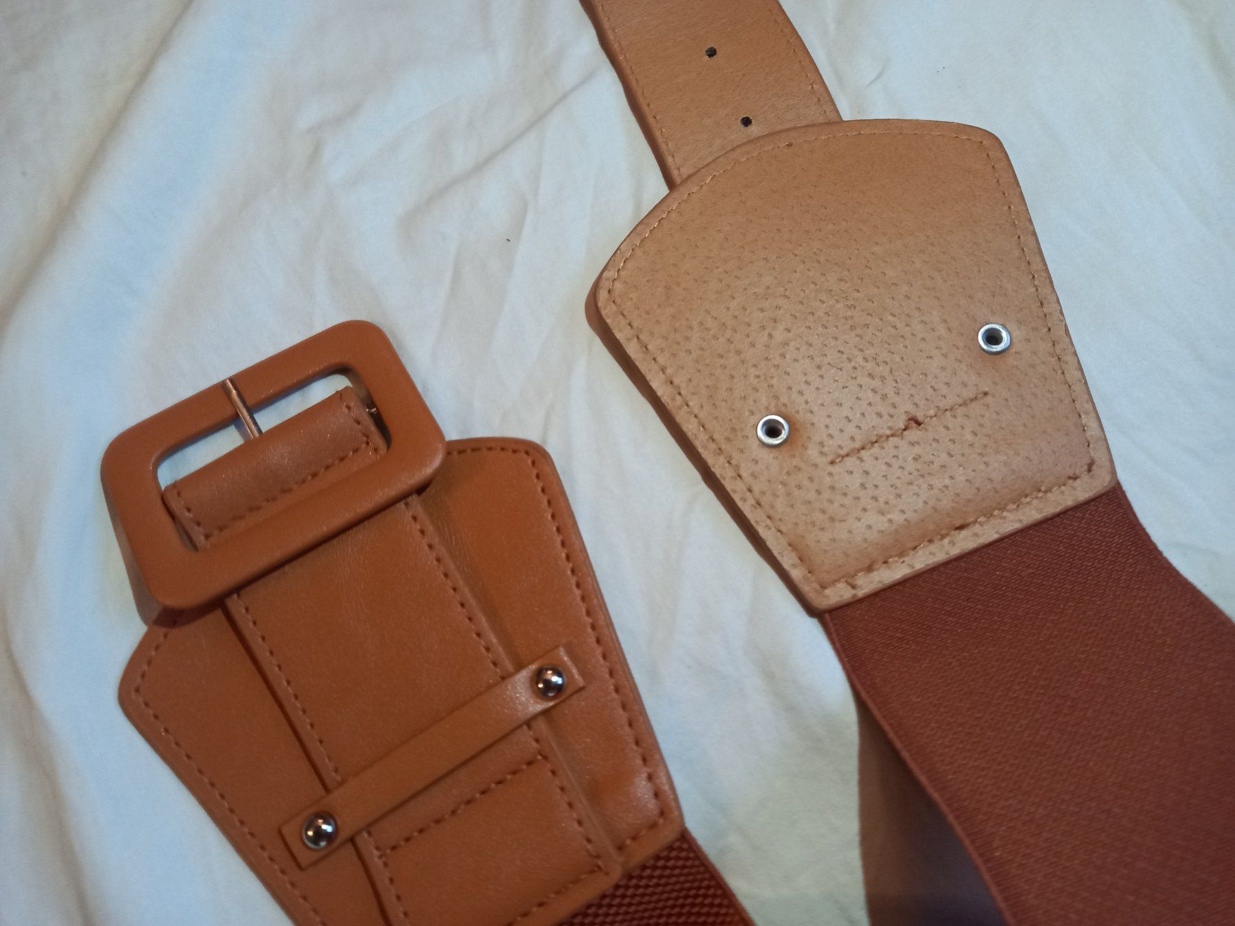 Cinture: Breiter elastischer Gürtel quadratische Schnalle – Nuovo e nell'imballaggio originale da Lausanne venduto da FASHION-WORLD-SHOP 4