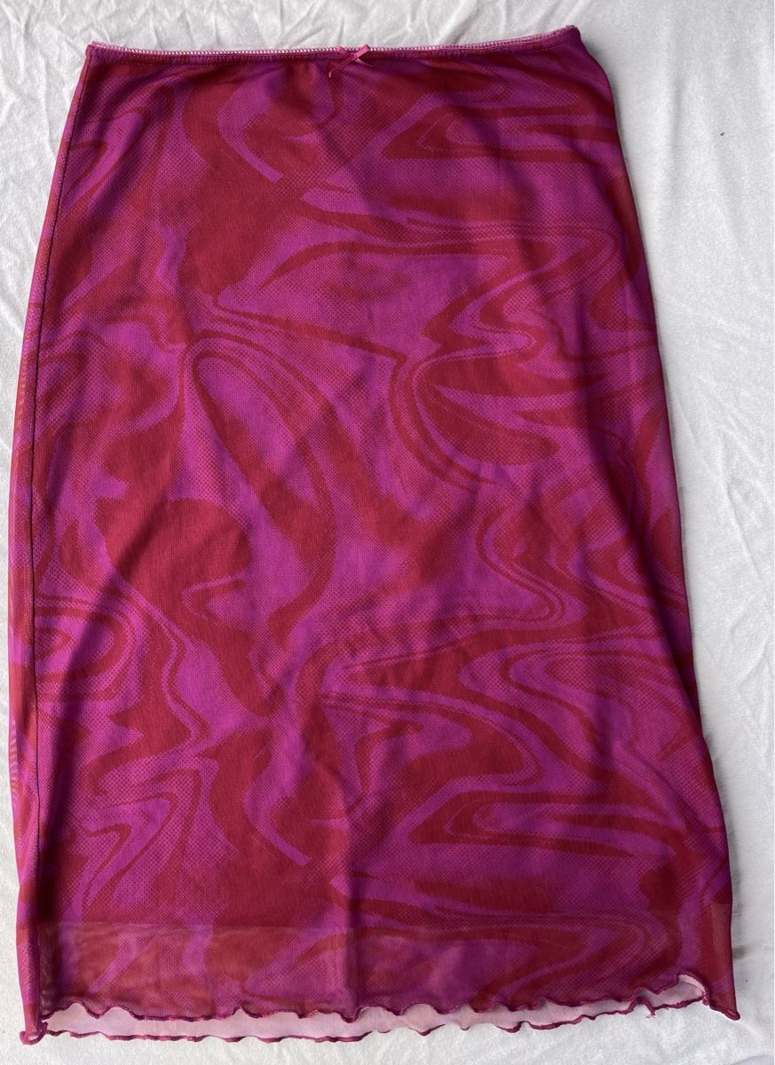 Jupes: Rock Ruby Grösse S/36 pink-rot  – D'occasion à Siselen BE par -skylein-