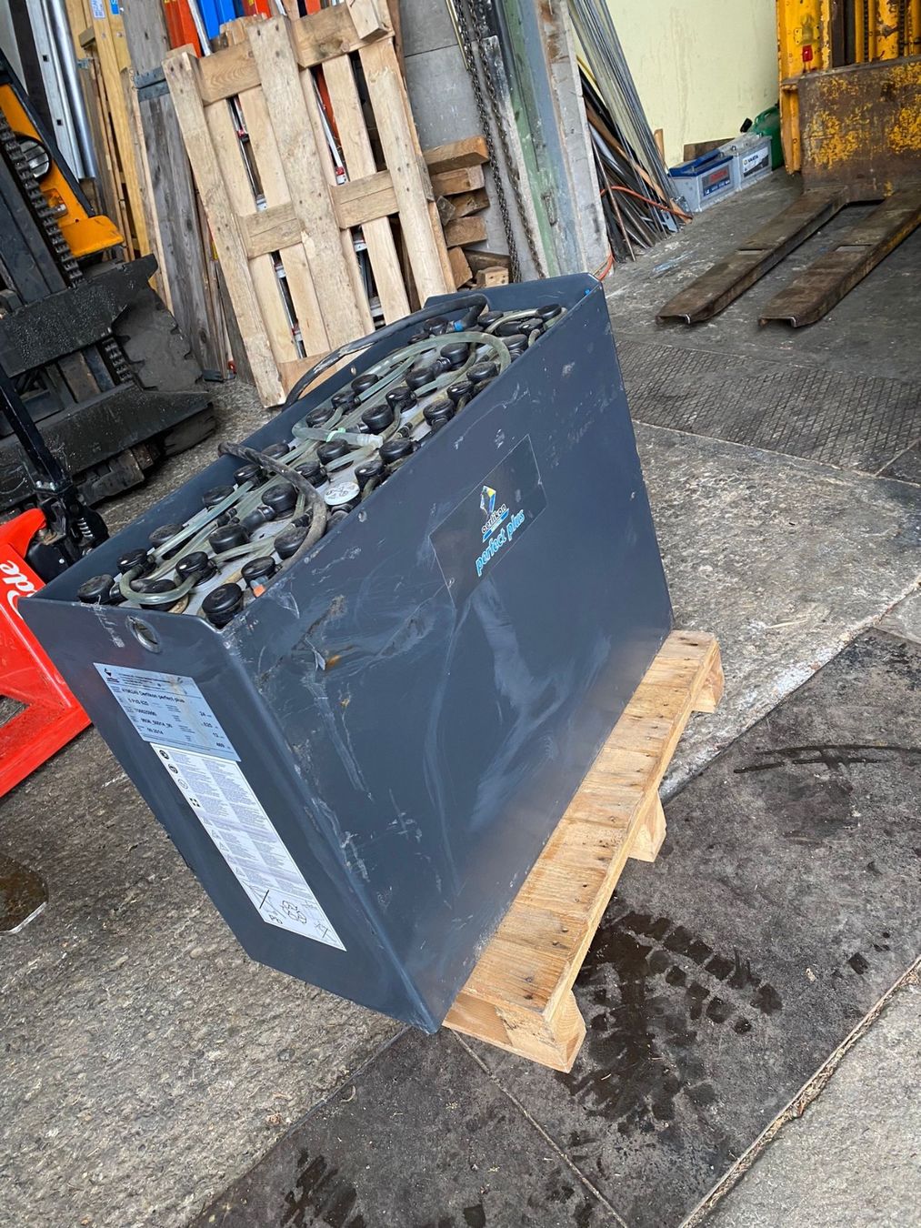 Akkus & Batterien: Staplerbatterie, Batterie für Stapler – Gebraucht aus Wil SG von  1