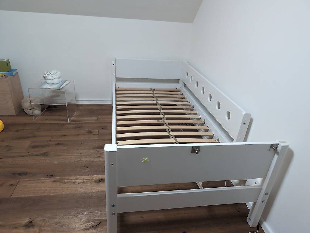 Flexa Letti: Flexa Kinderbett 90x200 – Usato da Opfikon venduto da tune2fs 2