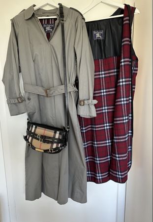 Burberrys’ Trenchcoat Gr. 38 – 42 mit Wollfutter