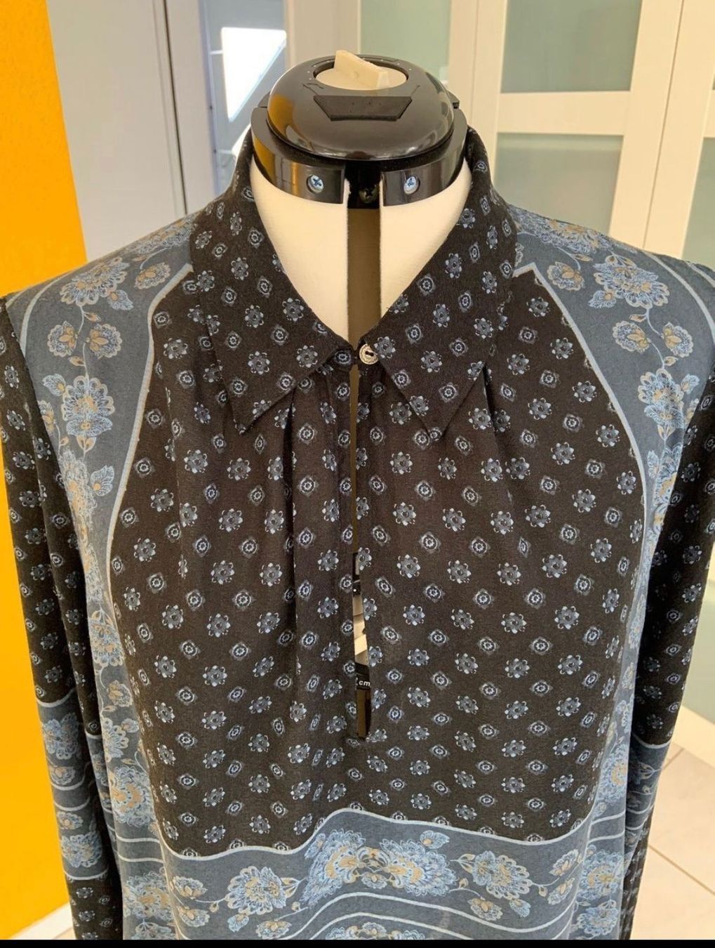Blusen: Jolie Blouse T L – Gebraucht aus Martigny von ber_tdz7 2
