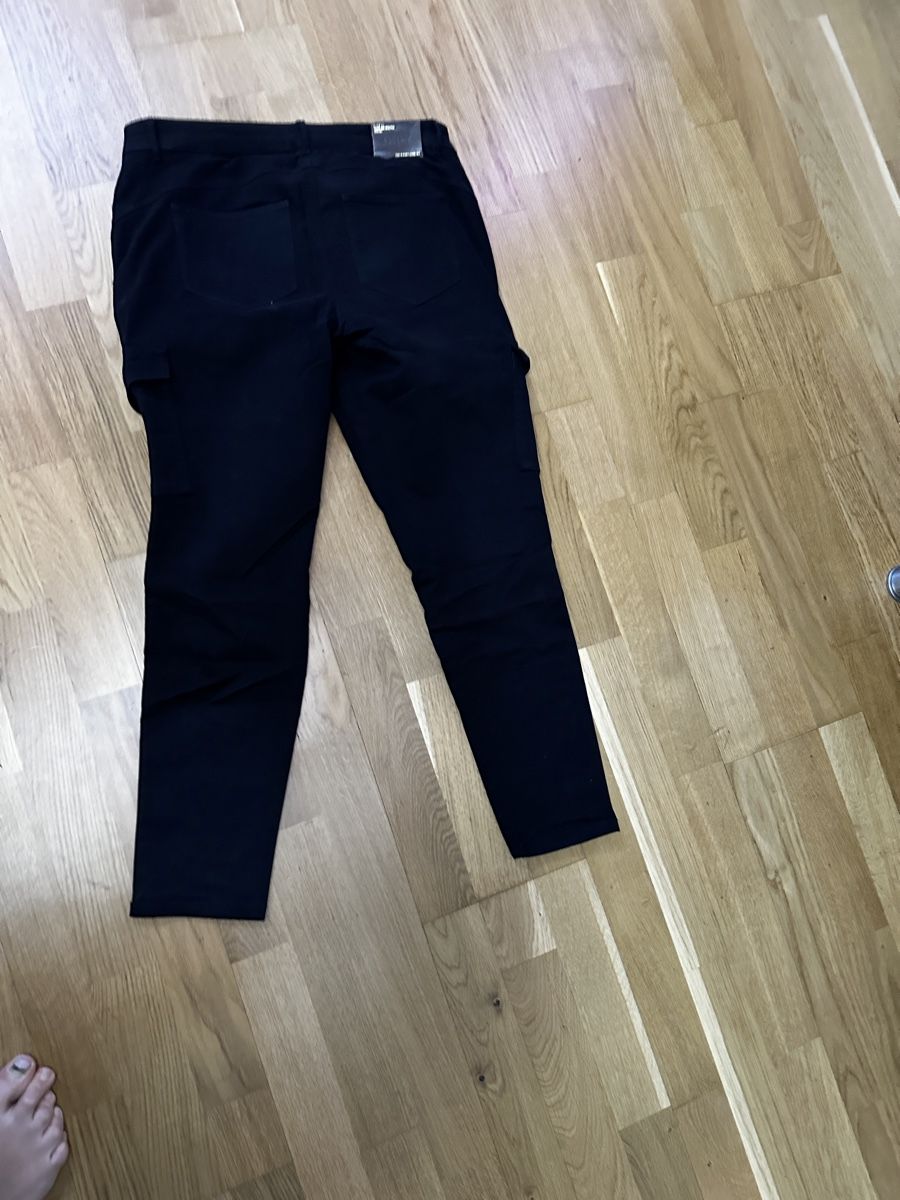 Pantaloni: Only Cargohose Gr.L – Usato da Mels venduto da ricoshop 1