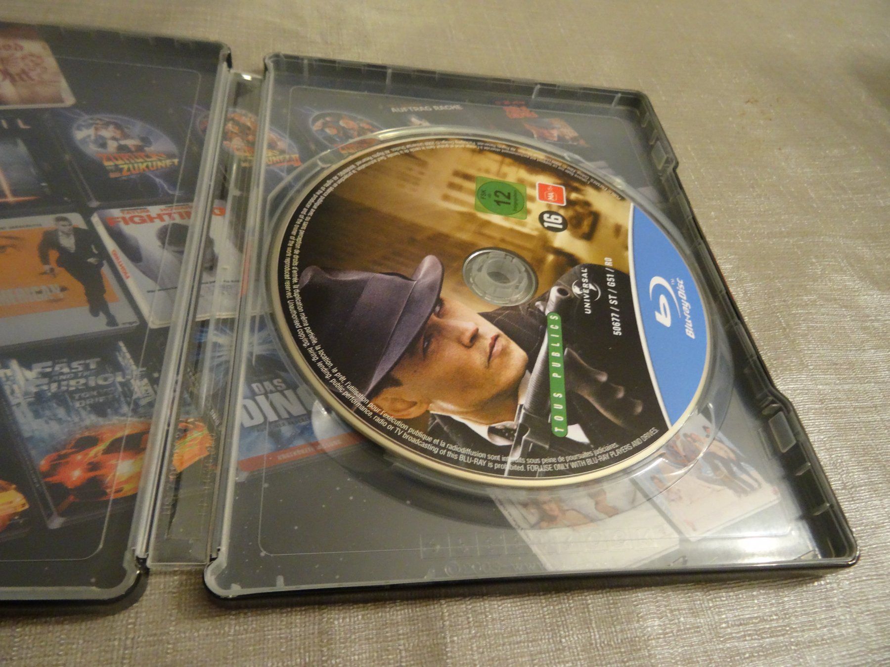 Tutti i DVDs: Public Enemies - Steelbook Blu-ray – Usato da Olten venduto da Disc-Verkauf 1