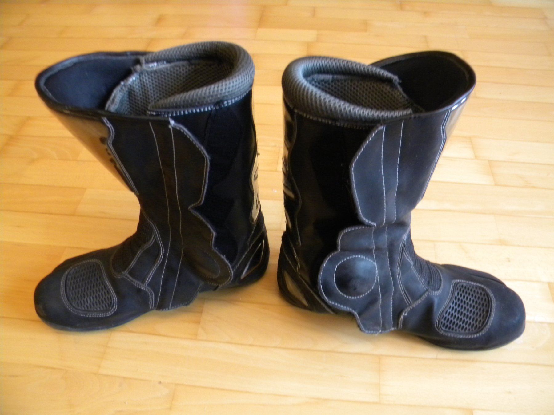 Scarpe da uomo: Motorradstiefel – Usato da Bühler venduto da Wini100 1