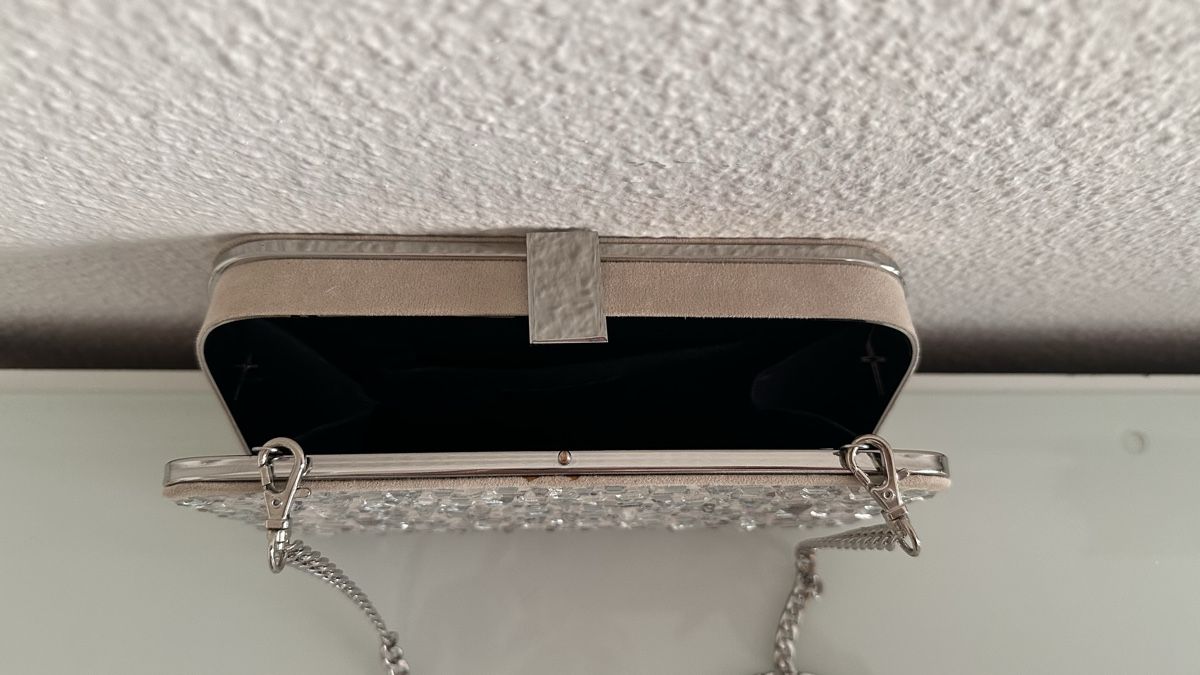 Taschen für Damen: Elegante Clutch / Abendtasche mit Strass – Gebraucht aus Zürich von _aangela 3
