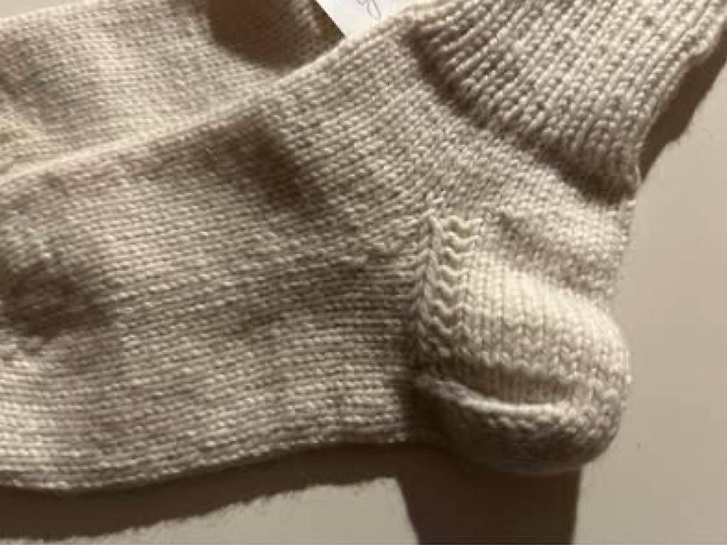 Calze: Handgestrickte Socken  – Nuovo e nell'imballaggio originale da Frauenfeld venduto da ire_q29k 2