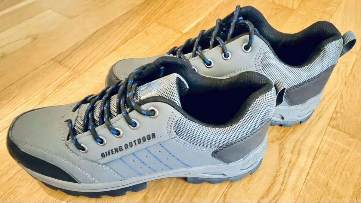 Scarpe da uomo: Neue Trekking/Wanderschuhe Gr. 41 – Nuovo (secondo la descrizione) da Gränichen venduto da RetoLexi 4