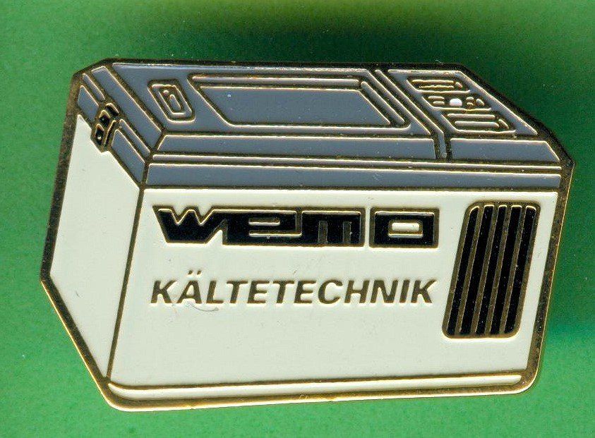 Placchette & Badge: wemo  KÄLTETECHNIK – Usato da Winterthur venduto da Sammleroase