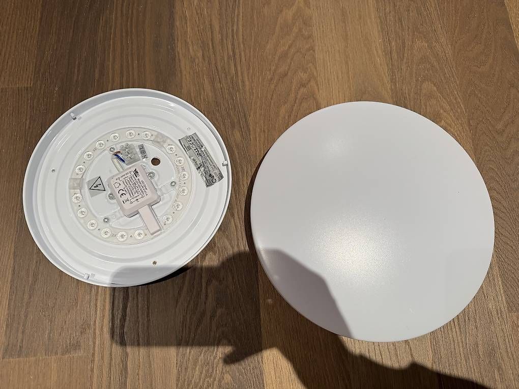 Lampadari & plafoniere: Neuwertige LED Deckenlampe weiß – Usato da Kloten venduto da phi_l6g6 2