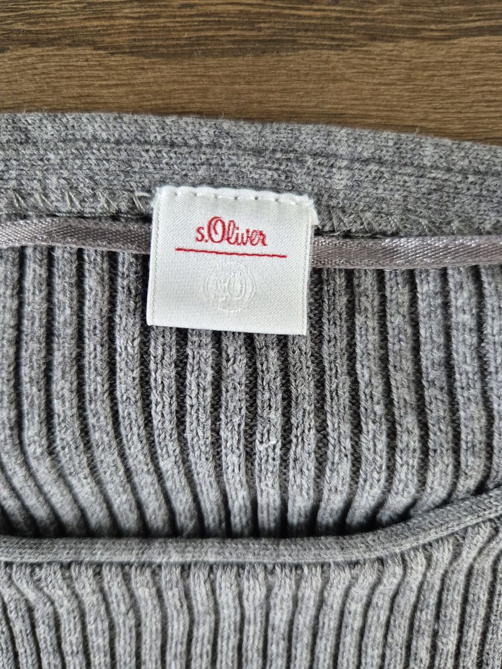 S.Oliver Vestiti: S.Oliver Kleid kurzarm grau Gr.36 – Nuovo (secondo la descrizione) da Unterägeri venduto da Idecurtins 1
