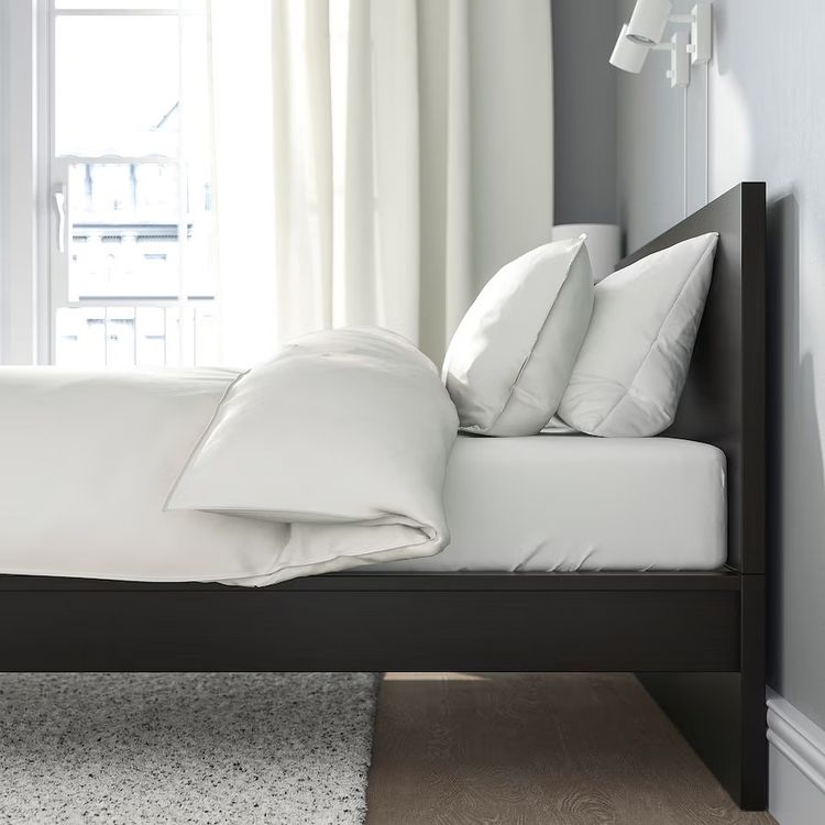 Stilvolle Bett Malm 180x200 Ebenbild