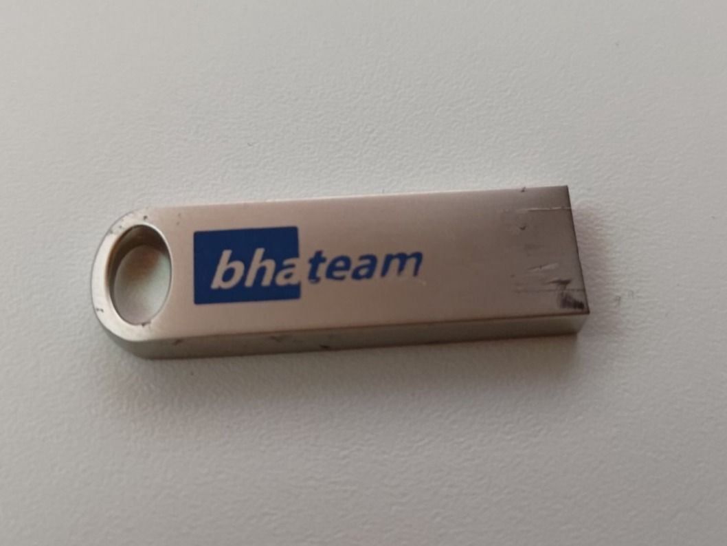 Chiavette USB: USB-Stick 16GB 3.0 – Usato da Liestal venduto da Kratzilla