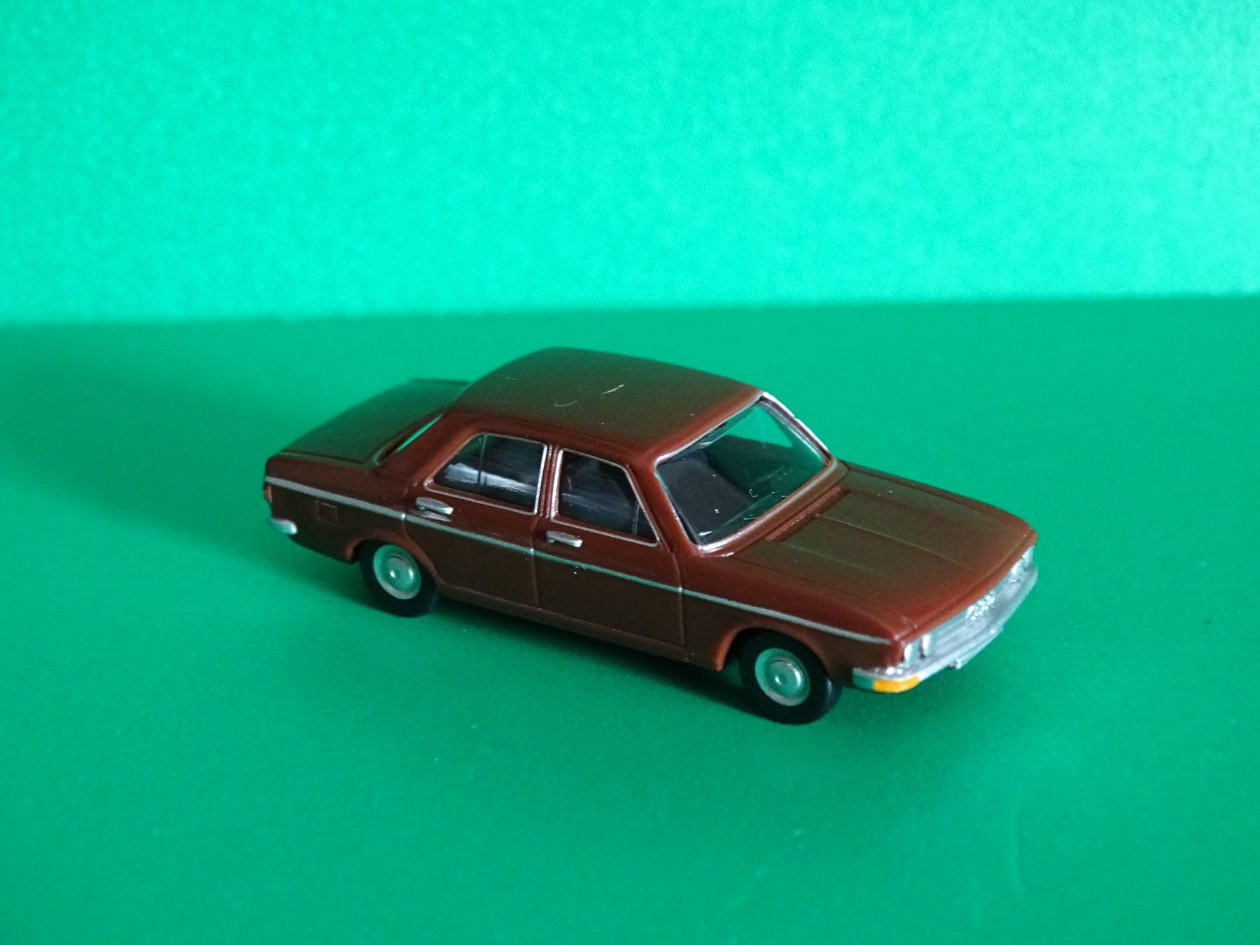 Audi Modellautos: Audi 100 LS von Magic 1/87 – Gebraucht aus Bretzwil von Meex 1