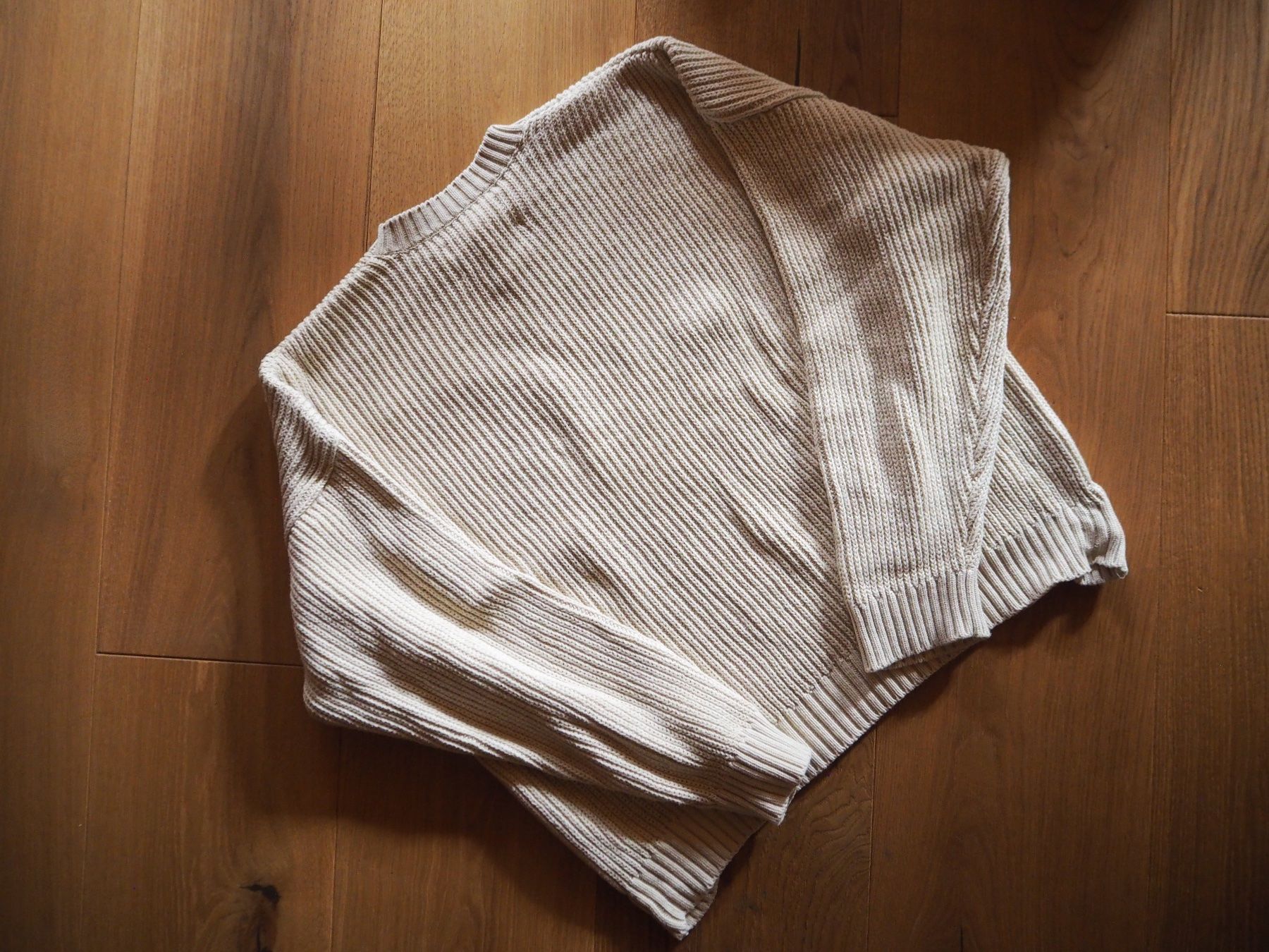 Maglioni & Felpe: Vicinity Knit Sweater – Nuovo (secondo la descrizione) da Saanen venduto da daniel.schm 1