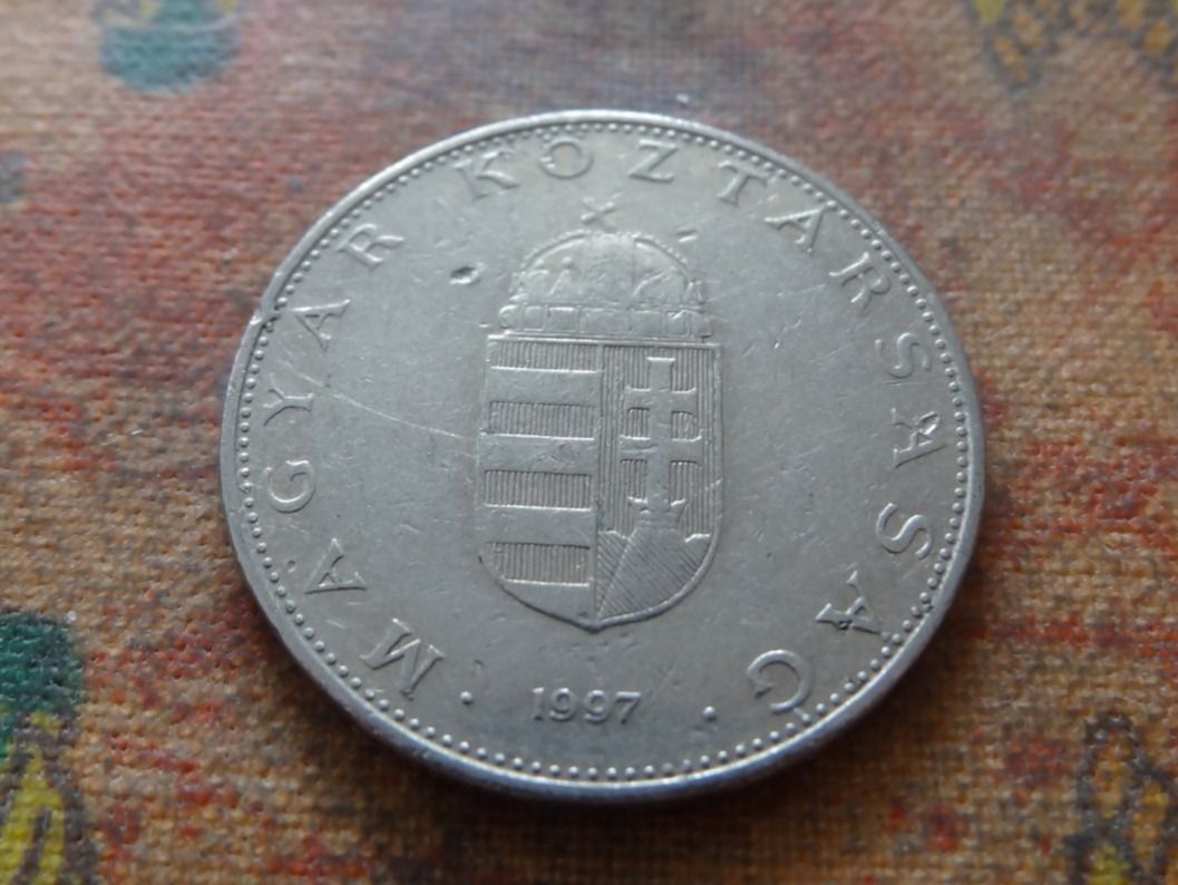 Alle Münzen: HONGRIE  10  Forint  1997 – Gebraucht aus Romanel-sur-Lausanne von Swift13