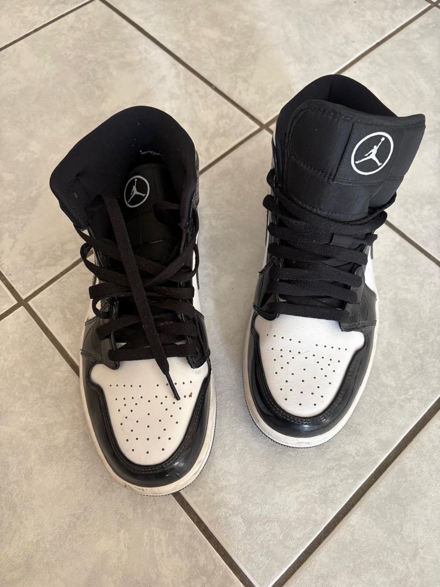 Jordan Herrenschuhe: Jordan 1 Mid Panda, taille 41,comme neuves, saison actuelle – Gebraucht aus La Chaux-de-Fonds von Sabinchenn 1
