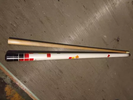 Billard Queue mit 2 Teilen und blauer Pomeranze