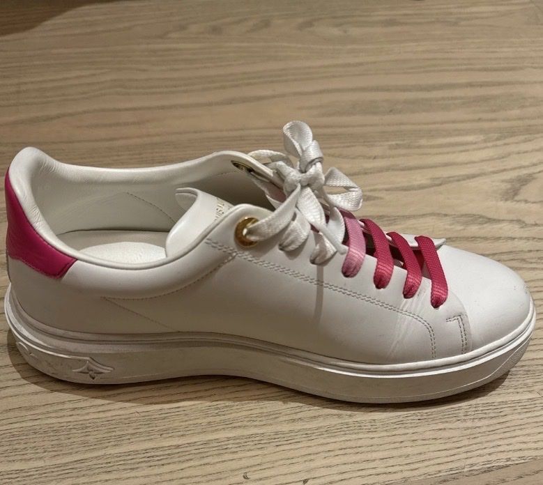 Louis Vuitton Scarpe da donna: Louis Vuitton Sneakers  Size 39. – Usato da Kloten venduto da liu_65tx 4