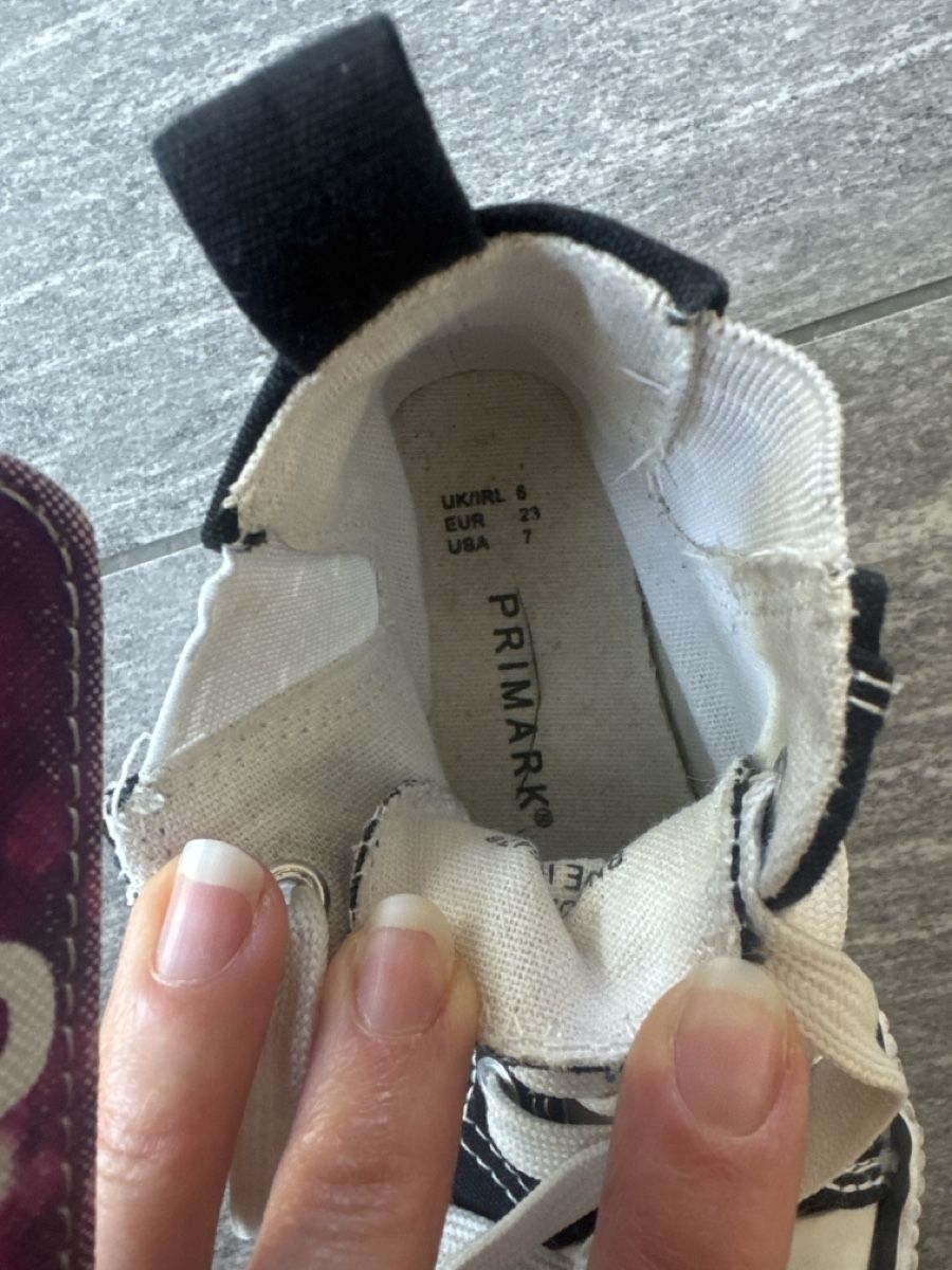 Primark Schuhe für Jungen: Turnschuhe Kinder Primark Grösse 23  – Gebraucht aus Neerach von bar_t2xd 2