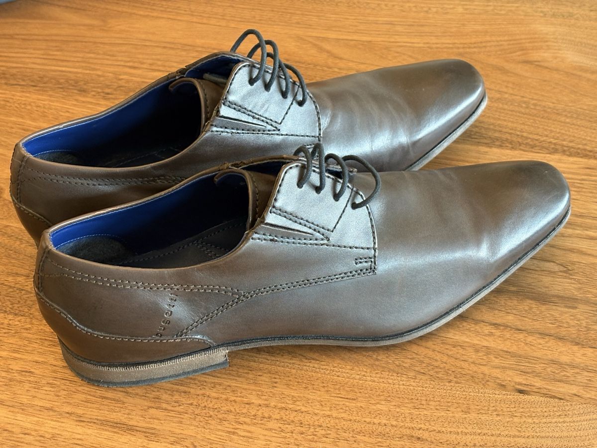 Bugatti Scarpe da uomo: Bugatti Herrenschuhe Braun 45 – Nuovo (secondo la descrizione) da Basel venduto da Outofkey