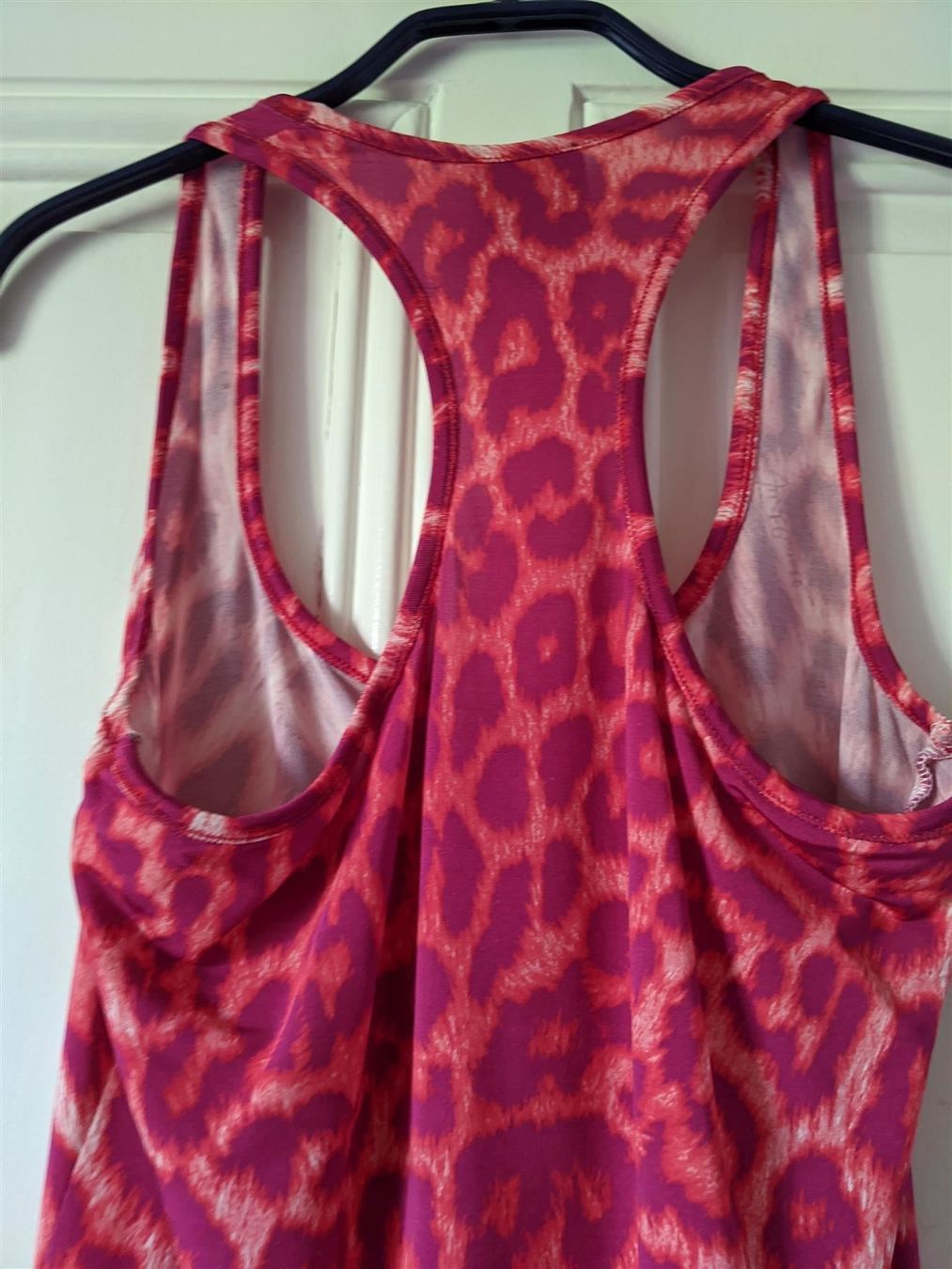 Roberto Cavalli Top: JUST CAVALLI : Top rose leoprint S – Nuovo (secondo la descrizione) da Petit-Lancy venduto da lilycerise 4