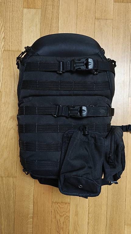 Zaini: Fotorucksack LowePro Tactic 350AW – Usato da Uster venduto da sim_9shl