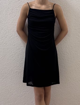 Robe noire style débardeur dos nu taille XS Nouveau