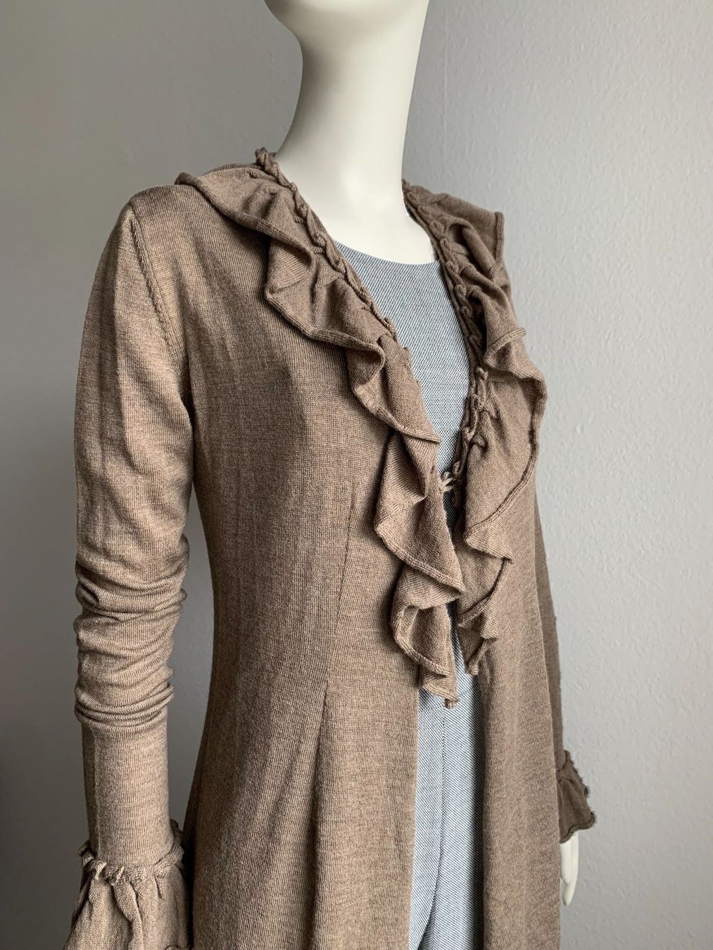 Giacche: Gothainprimis Strickjacke – Nuovo (secondo la descrizione) da Winterthur venduto da 11.11 3