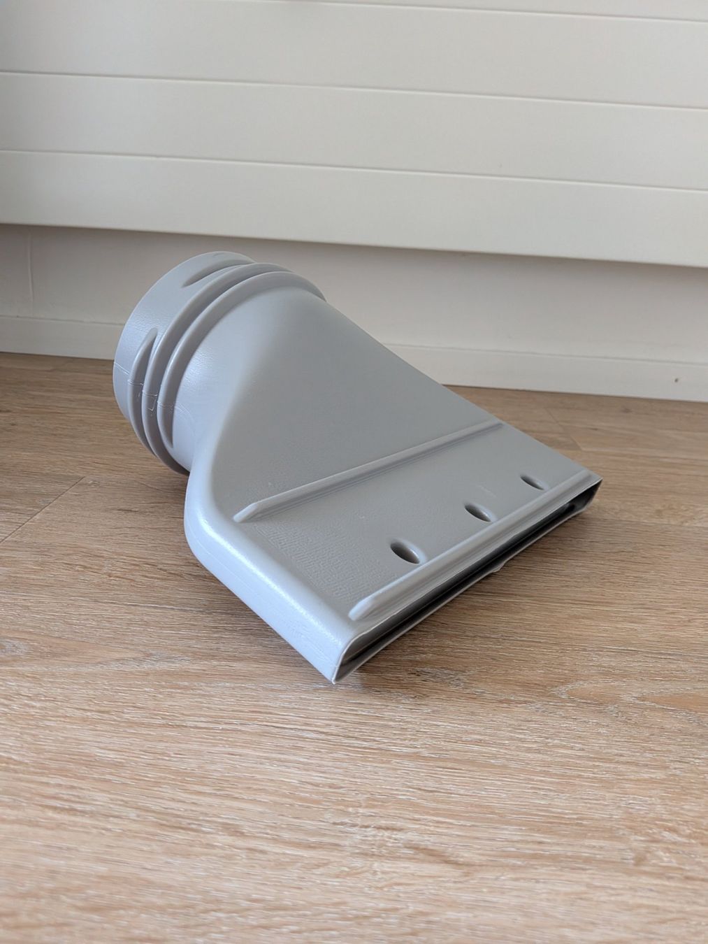 Climatiseurs: Mobiles Klimagerät 11.000 BTU – D'occasion à Vaduz par SVL 6