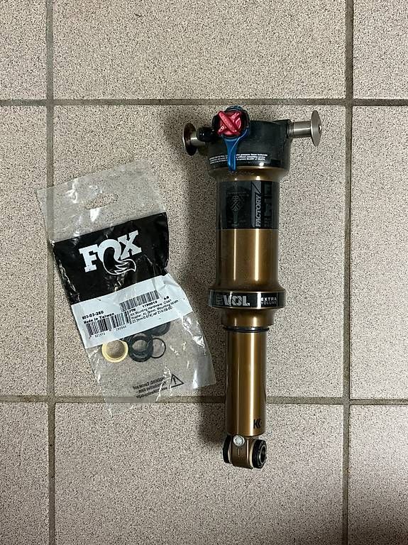 Fox Ersatzteile: Fox Float DPS Factory, Great Condition, 205 x 65 – Gebraucht aus Pregassona von camus84