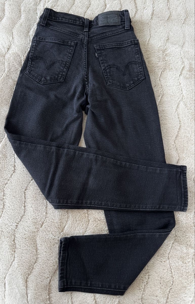 Levi's Jeans: Anthrazit Levi's Jeans, Grösse W23 L27 – Usato da Effretikon venduto da Lunaaa_ 4