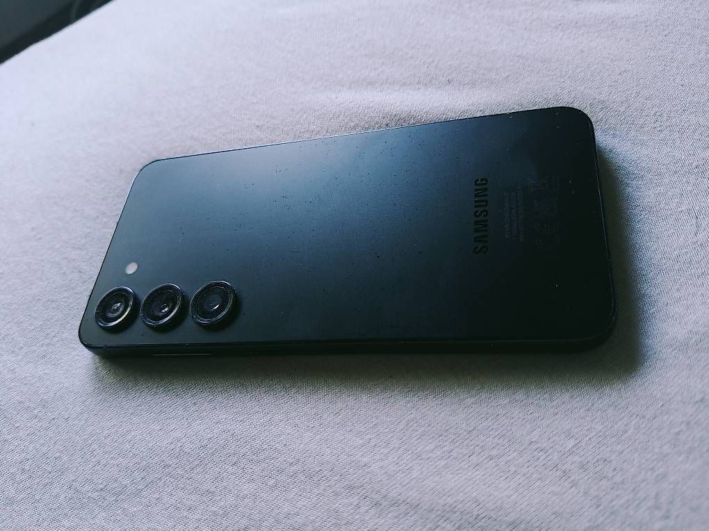 Telefoni cellulari / Smartphones: Samsung s23 256Go  – Usato da La Chaux-de-Fonds venduto da Honit 1