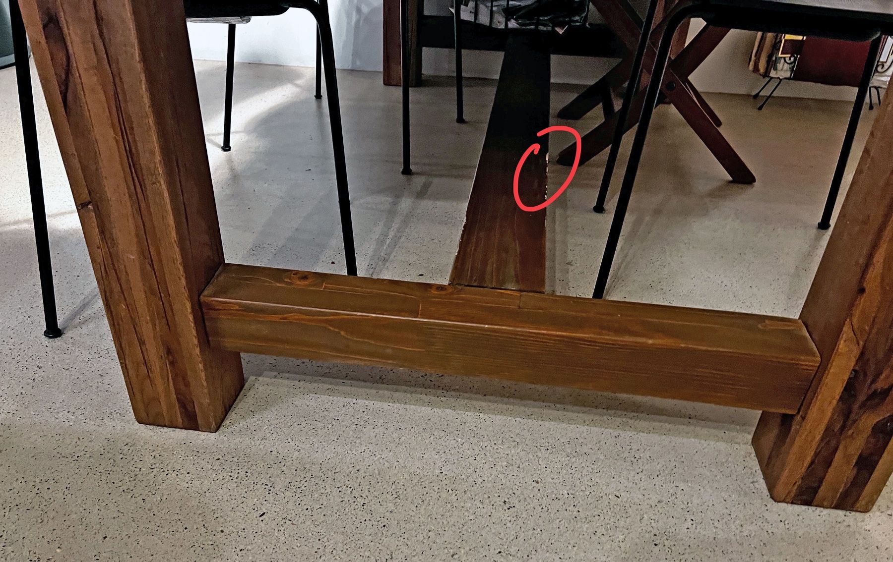 Tavoli: Massiver Holztisch, Top Zustand – Usato da Zürich venduto da Octopus-275 2