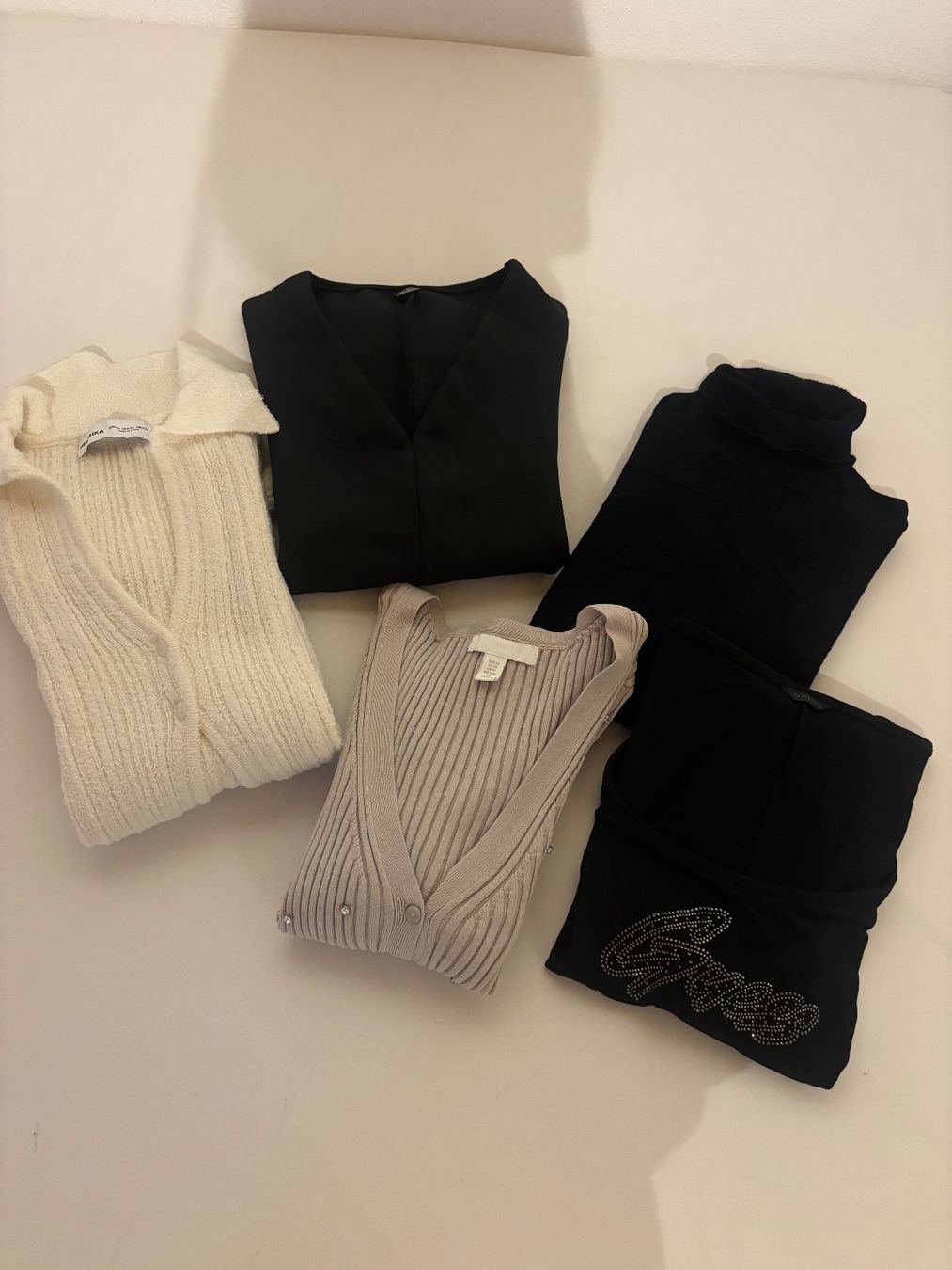 Lotti & Set di vestiti: lot t-shirt – Nuovo (secondo la descrizione) da Vouvry venduto da sha_rk5q