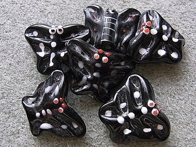Perle (finte): 2 Glas Schmetterlinge 15mm, schwarz – Usato da Alpnachstad venduto da perlengaby