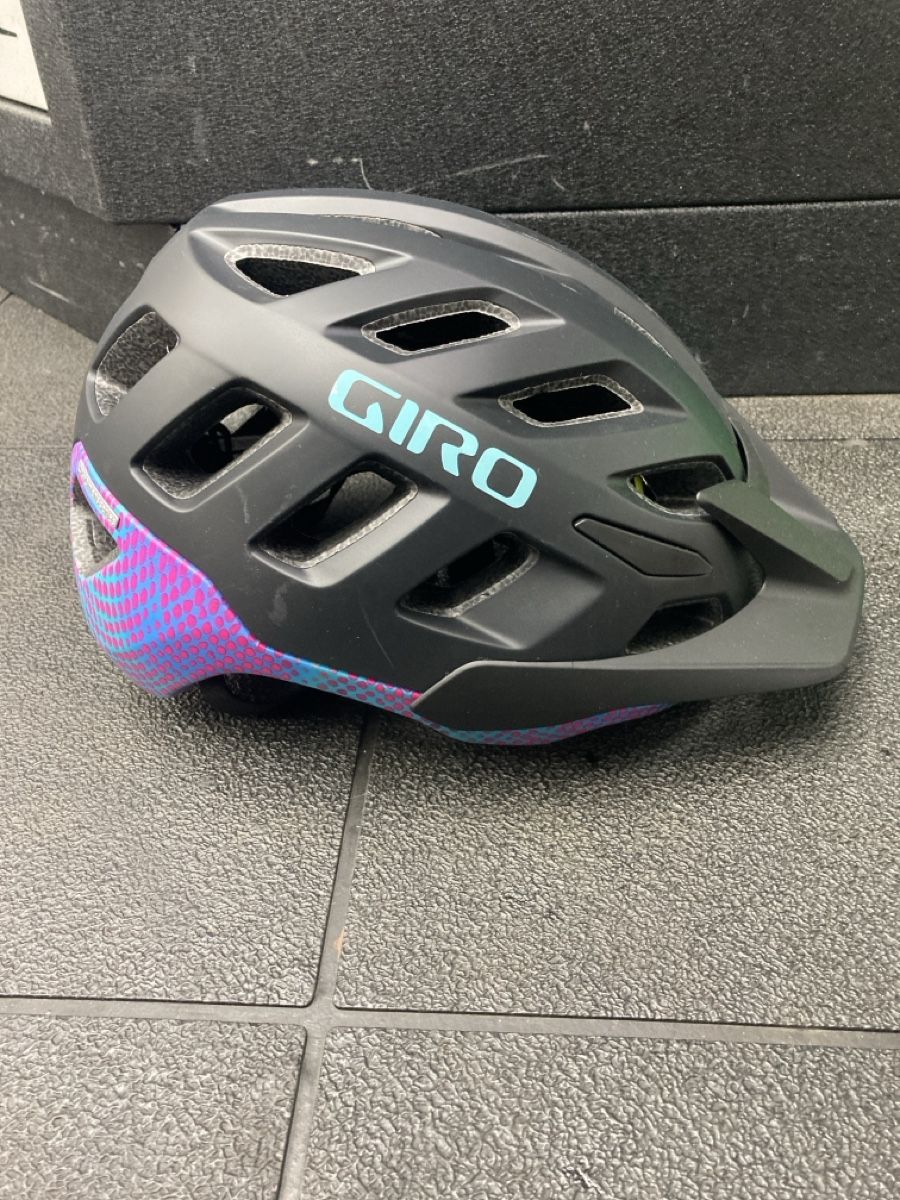 Giro Caschi: Giro Radix Mips W Helm S – Nuovo (secondo la descrizione) da Zürich venduto da Barspin