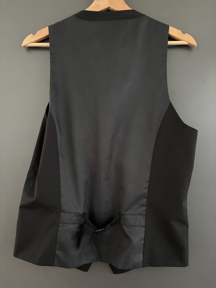 H&M Gilet & Giacche: H&M Herren Weste schwarz – Usato da Luzern venduto da ale_v5qn 2